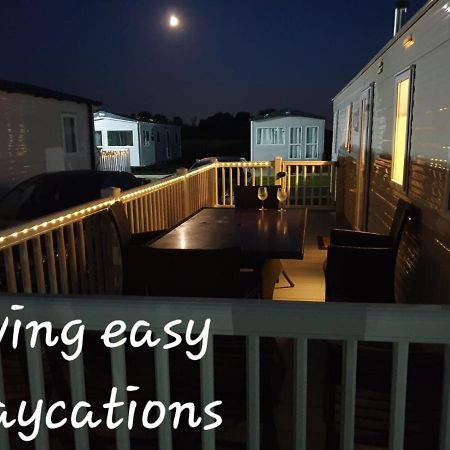 Living Easy Staycations At Tattershall Lakes Exterior foto