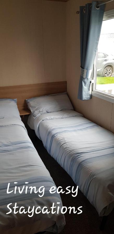 Living Easy Staycations At Tattershall Lakes Exterior foto